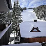 Alpine Escape Golte 莫济列